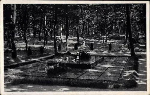 Ak Zlín Gottwaldov in Mähren Region Zlin, Bafova hrobka na lesnim hrbitove