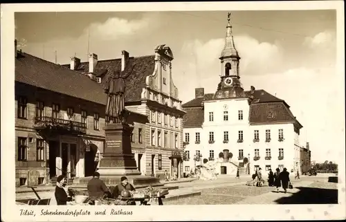 Ak Sowjetsk Tilsit Ostpreußen, Schenkendorfplatz und Rathaus