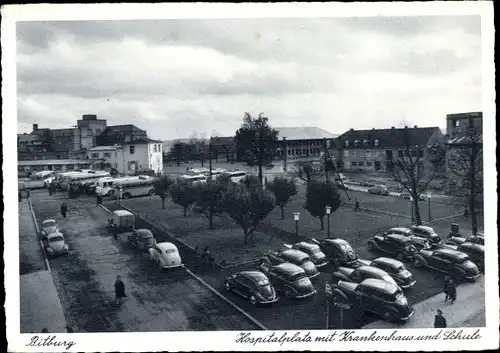 Ak Bitburg in der Eifel, Hospitalplatz, Krankenhaus, Schule