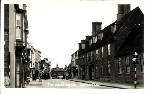 Foto Ak Towcester East Midlands, The Watling Street