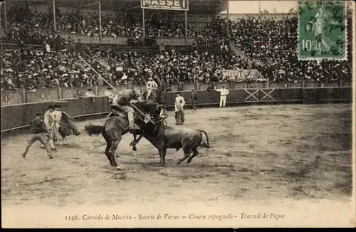 Ak Corrida de Muerta, Suerte de Varas, Course espagnole, Travail de Pique, Stierkampf