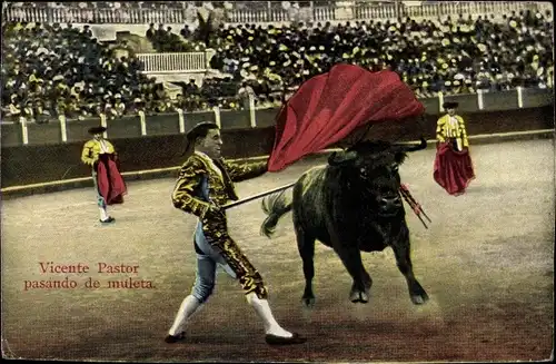 Ak Vicente Pastor pasando de muleta, Stierkampf