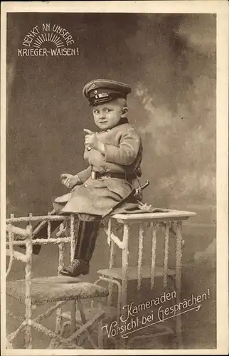 Ak Denkt an unsere Krieger Waisen, Junge in Uniform, Dt. Verein für Kinder Asyle