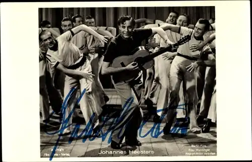 Ak Schauspieler Johannes Heesters, Portrait, Gitarre, Tänzer