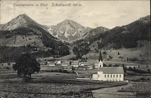 Ak Schattwald in Tirol, Blick ins Tannheimertal, Kirche