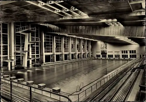 Ak Magdeburg, Elbe-Schwimmhalle, Schwimmbassin, Sprungturm