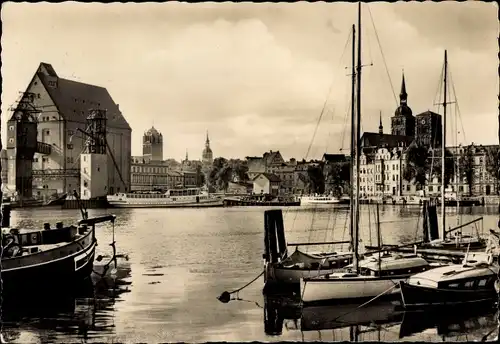 Ak Stralsund in Vorpommern, Hafen