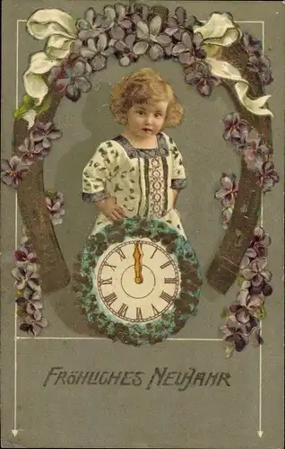 Präge Ak Glückwunsch Neujahr, Kind, Uhr, Hufeisen, Veilchen