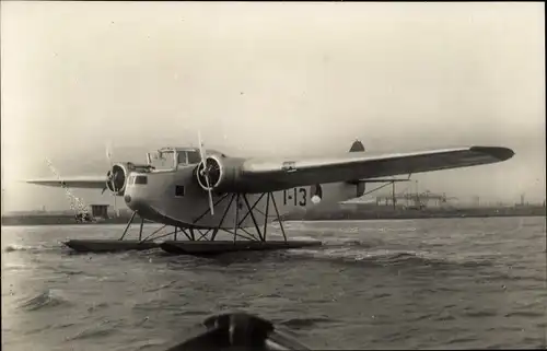 Ak Niederländisches Militärflugzeug Fokker T 4 W, Wasserflugzeug