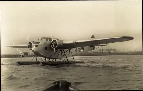 Ak Fokker T 4 W, Wasserflugzeug, niederländisches Militärflugzeug