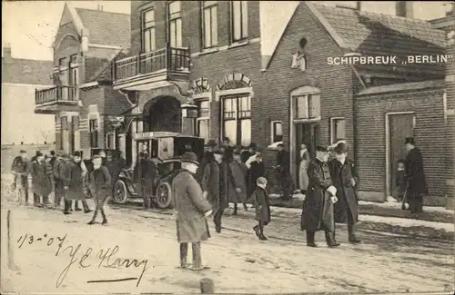 Ak Prins Hendrik op het errein van de schipbreuk aan den Hoek van Holland, American Hotel