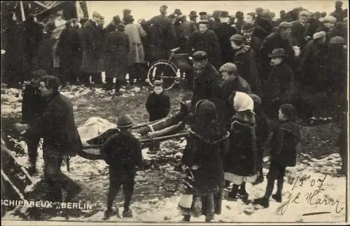 Ak Schipbreuk Berlin, Todesopfer, Schaulustige,Seeleute