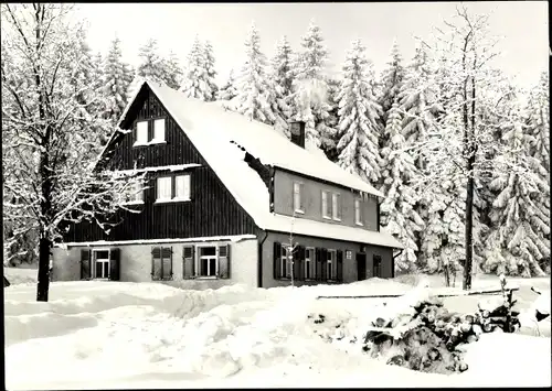 Ak Henneberg Johanngeorgenstadt im Erzgebirge, Ferienheim VEB Synthetex Lichtentanne, Winter