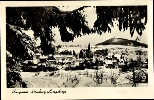 Ak Altenberg im Osterzgebirge, Bergstadt, Ortsansicht mit Kirche im Winter