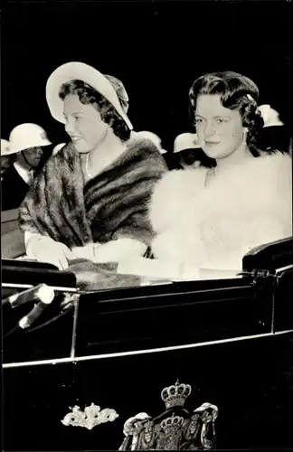 Ak Prinzessinnen Beatrix und Irene der Niederlande, Kutsche, Prinsjesdag 1958