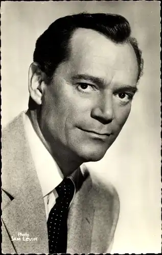 Ak Schauspieler Eddie Constantine, Portrait