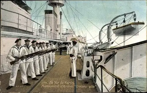 Ak La Vie du Marin, Maniement d'Armes, Croisez ette, Franz. Matrosen