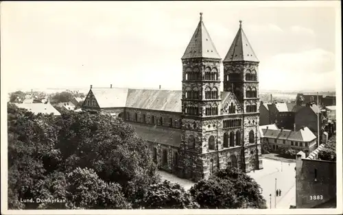 Ak Lund Schweden, Domkyrkan, Ansicht der Domkirche, Glockentürme