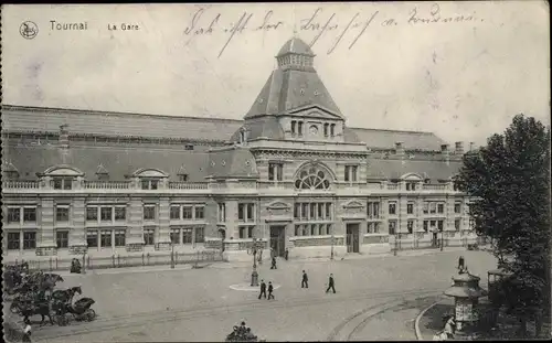 Ak Tournai Wallonien Hennegau, La Gare, Straßenansicht