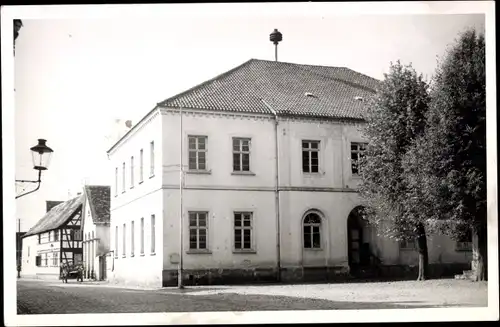 Ak Rülzheim im Kreis Germersheim Rheinland Pfalz, Straßenpartie, Gebäude,Eingang