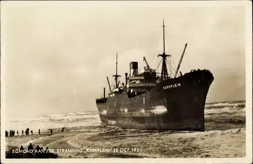 Ak Egmond aan Zee Nordholland, Stranding Kerkplein, Dampfer, Stoomvaart Maatschappij