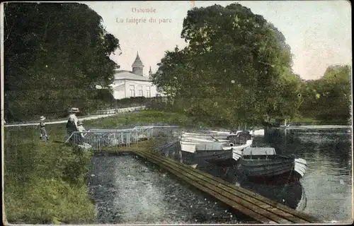 Ak Ostende Westflandern, La laiterie du parc, Bootsanleger, Boote