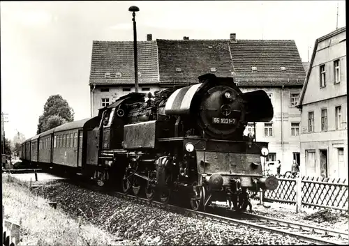 Ak Dampflokomotive im Einsatz, Baureihe 65.10, 651031 mit P 6051 in Schmölln