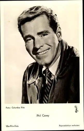 Ak Schauspieler Phil Carey, Portrait