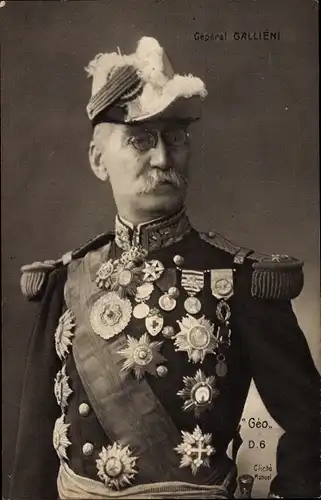 Ak General Joseph Gallieni, Portrait in Uniform, Orden