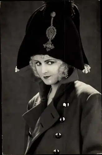 Ak Schauspielerin Jenny Jugo, Portrait, Uniform