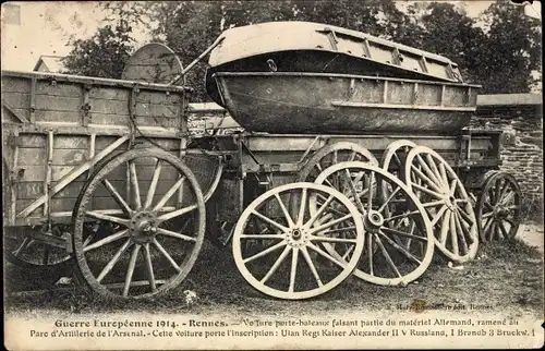 Ak Rennes, Guerre Européenne 1914, Voiture porte bateaux faisant partie du matériel allemand