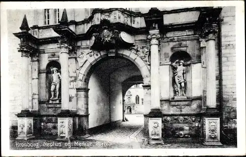 Ak Helsingør Helsingör Dänemark, Kronborg Slot, Schloss, Neptun og Merkur Porten