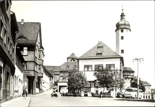 Ak Weida in Thüringen, Rathaus am Neumarkt, Bus