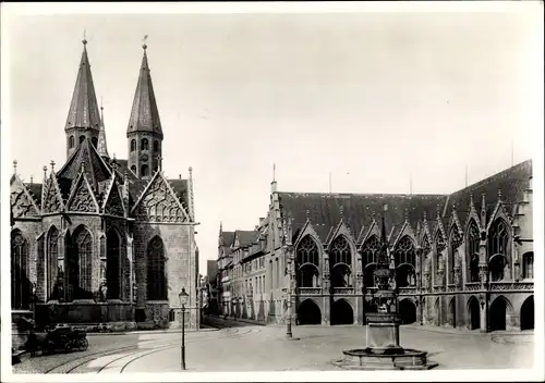 Ak Braunschweig in Niedersachsen, Altstadtmarkt mit Martinikirche und Altstadtrathaus