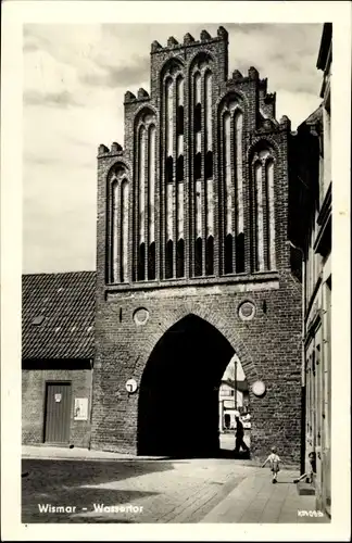Ak Hansestadt Wismar, Wassertor