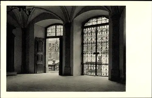 Ak Schwäbisch Hall, barockes Rathaus, Portal der Eingangshalle