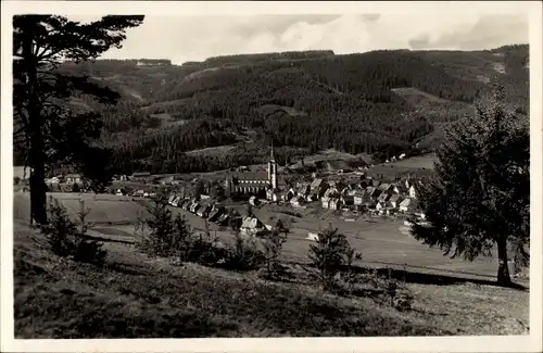 Ak Neustadt im Schwarzwald, an der romantischen Höllentalbahn