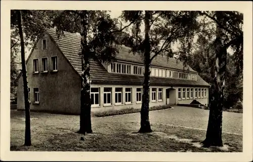 Ak Münchenbernsdorf in Thüringen, Kindergarten, Nationales Aufbauwerk