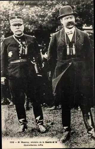 Ak Adolphe Messimy, ministre de la Guerre, Generalissime Joseph Joffre, Portrait, Ferngläser, I WK