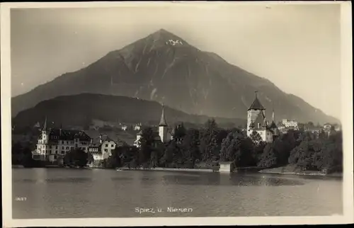 Ak Spiez am Thuner See Kanton Bern, Ort und Berg Niesen