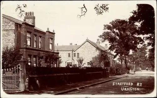 Foto Ak Urmston Trafford Lancashire Greater Manchester England, Stretford Road
