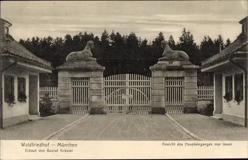 Ak Hadern München Bayern, Waldfriedhof, Haupteingang von Innen gesehen