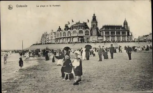 Ak Oostende Ostende Westflandern, La Plage et le Kursaal, Strandszene