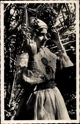 Ak Femme arabe, Qui veur des dattes