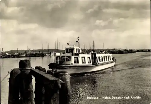 Ak Stralsund in Vorpommern, Hafen, Dampfer nach Altefähr