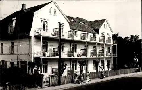 Ak Ostseebad Kühlungsborn, FDGB Heim Strandschlößchen