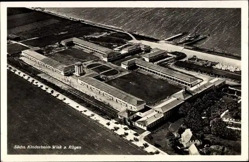 Ak Wiek auf Rügen, Sächsisches Kinderheim, Fliegeraufnahme