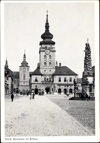 Ak Žatec Saaz Reg. Aussig, Marktplatz m. Rathaus
