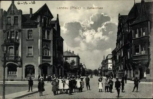 Ak Landau in der Pfalz, Kaiserstraße, Kirche