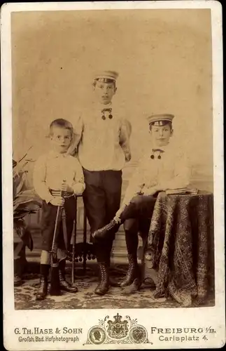 Kabinett Foto Kinderportrait, drei Jungen